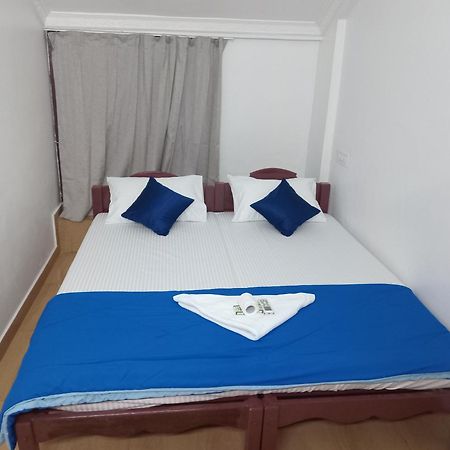 Xhostel Hostel Kochi エクステリア 写真