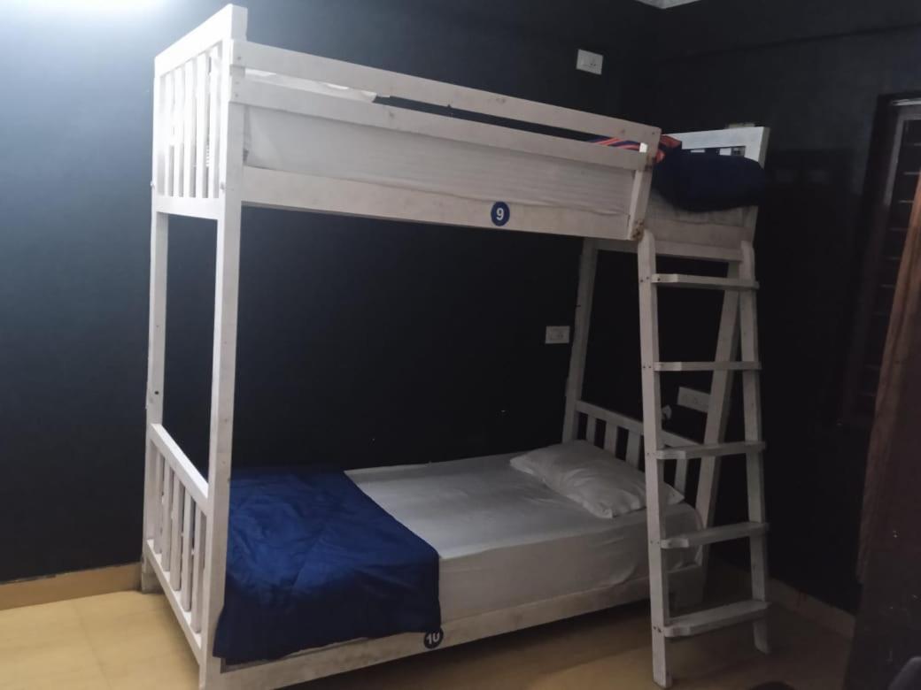Xhostel Hostel Kochi エクステリア 写真