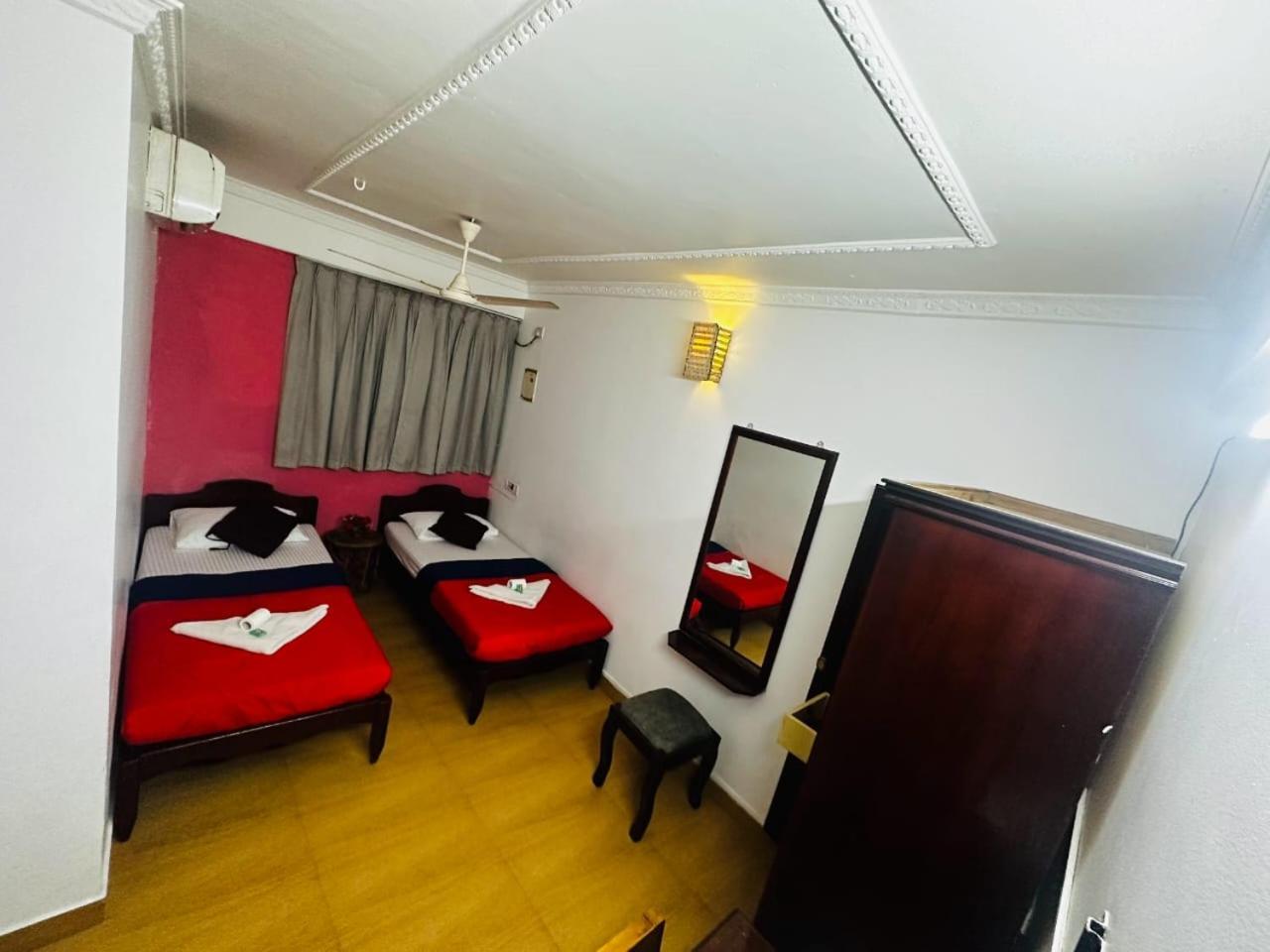 Xhostel Hostel Kochi エクステリア 写真
