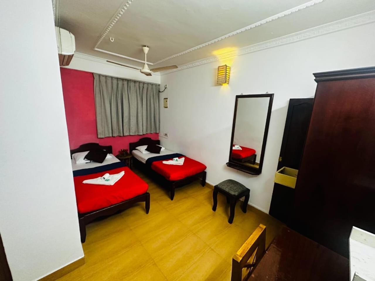 Xhostel Hostel Kochi エクステリア 写真